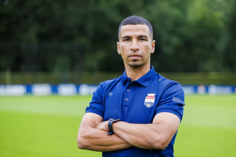 Hadouir volgt De Haan op bij O21
