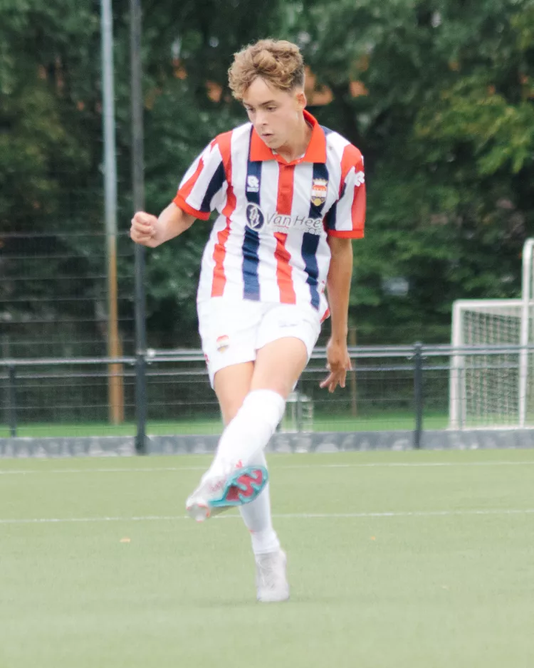 Willem II O18 wint eerste thuiswedstrijd