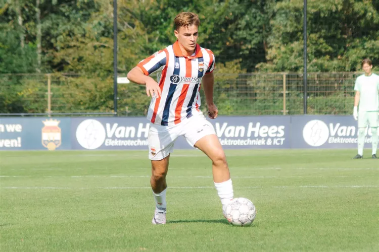 021 bekert verder na monsterzege