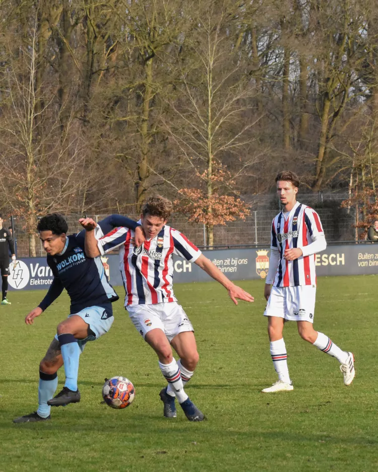 Eerste nederlaag O21