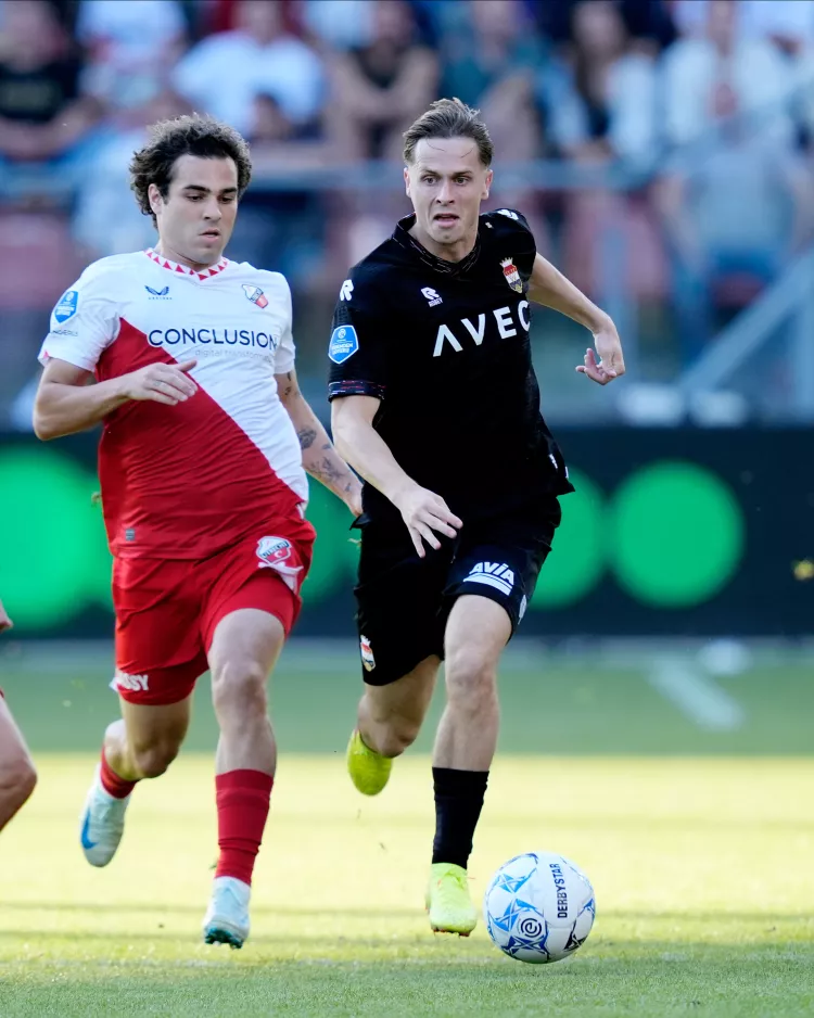 Willem II tegen succesvolle Domstedelingen