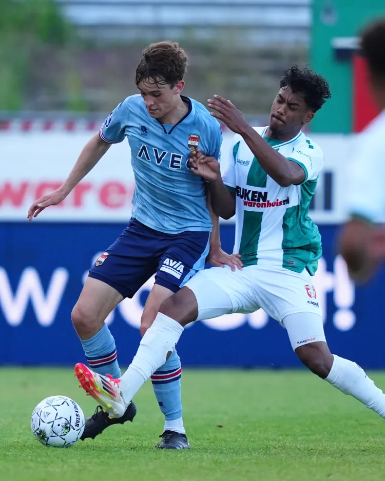 Willem II onderuit tegen efficiënt FC Dordrecht