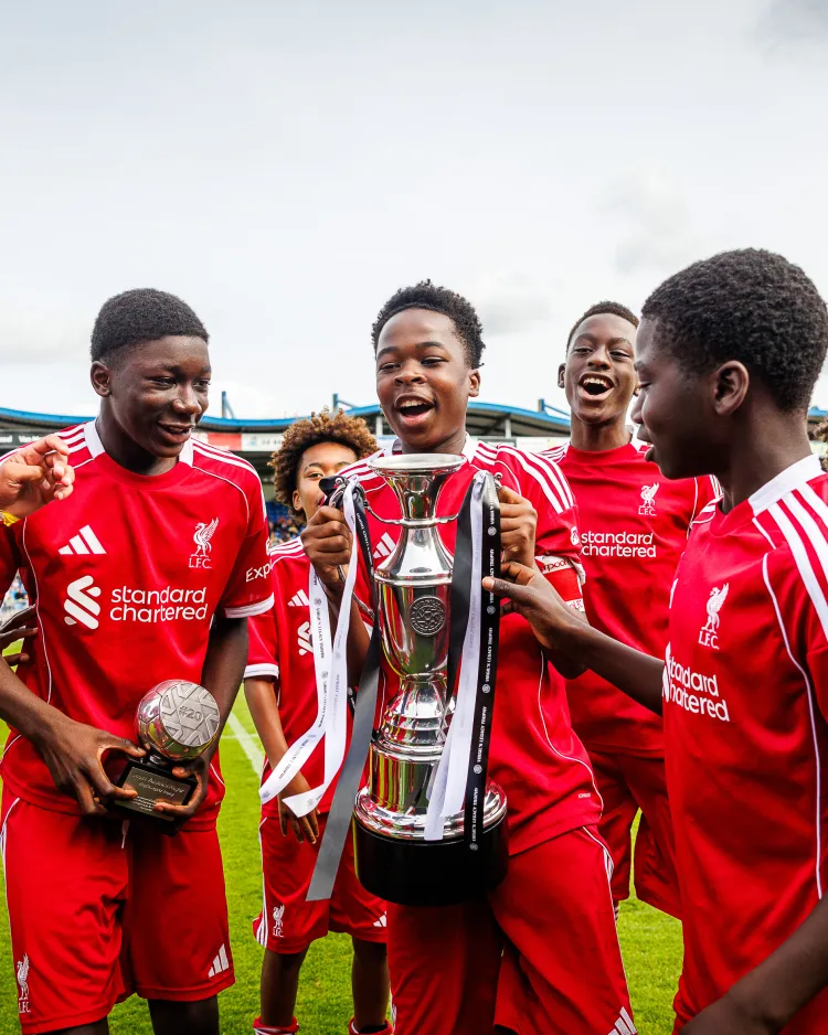 Liverpool FC O13 winnaar eerste editie Virgil’s Legacy Trophy   