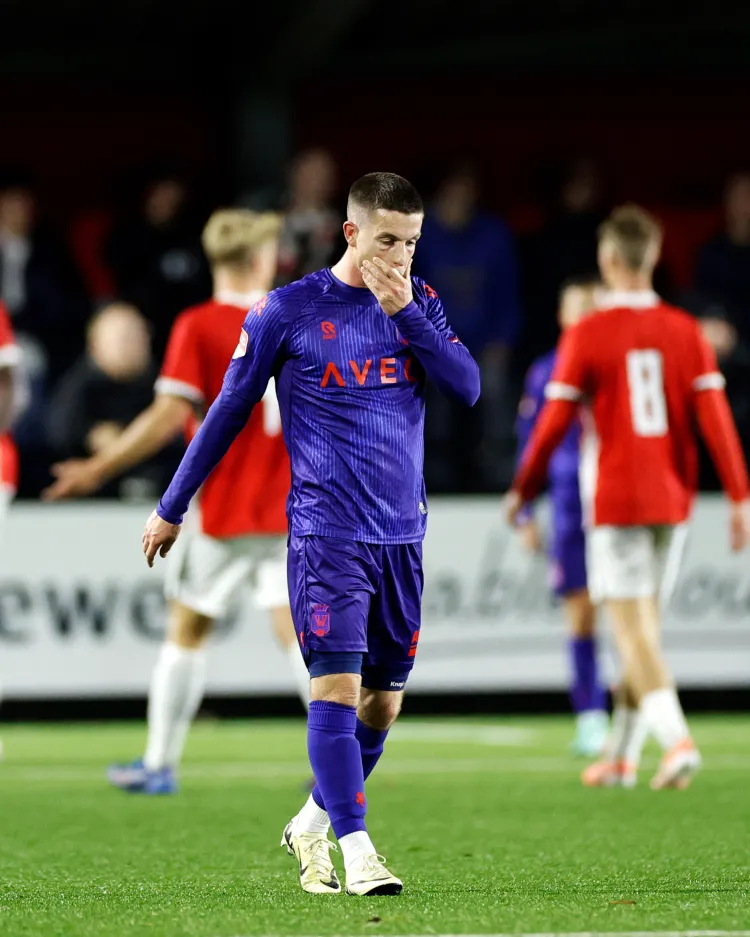 Willem II hard onderuit tegen Jong AZ