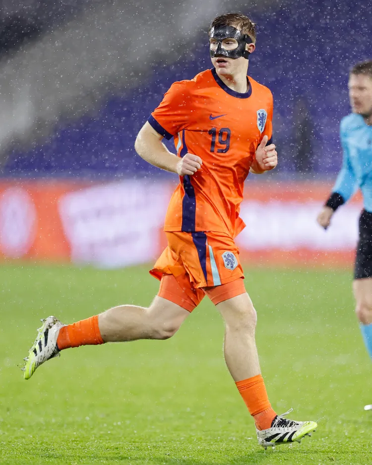 Willem II levert twee internationals